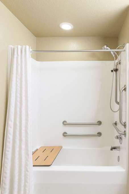 Hotel Microtel Inn & Suites by Wyndham Searcy photo 5