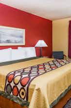 Hotel Super 8 Appleton WI photo 1