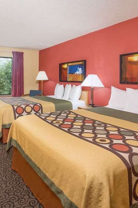 Hotel Super 8 by Wyndham Appleton photo 2