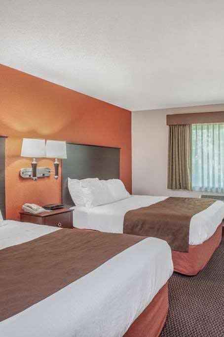 Hotel AmericInn by Wyndham White Bear Lake St. Paul photo 2
