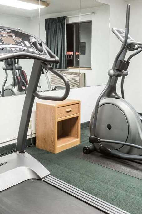 Hotel Super 8 by Wyndham New Stanton photo 5