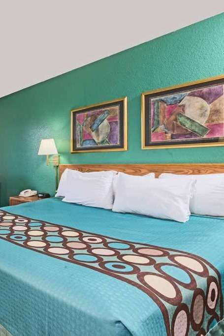 Hotel Super 8 by Wyndham New Stanton photo 1