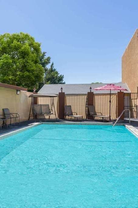 Hotel Days Inn by Wyndham Bishop photo 4