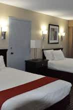 Hotel Ramada by Wyndham Abbotsford photo 2
