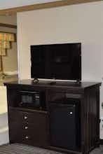 Hotel Ramada by Wyndham Abbotsford photo 3