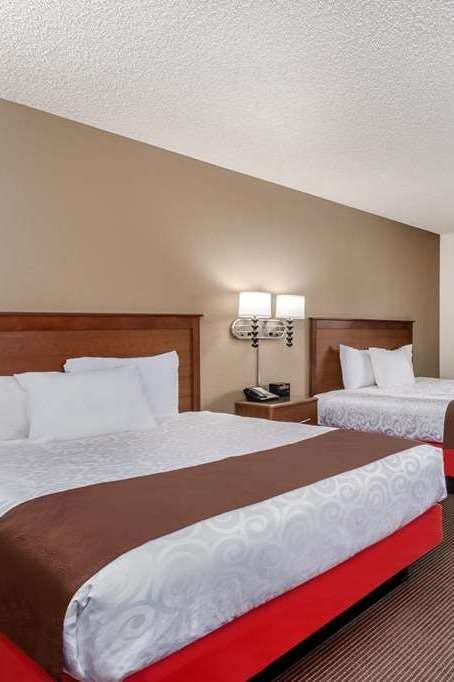 Hotel AmericInn Monroe photo 2