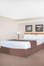 Hotel Baymont IS Baxter photo 1