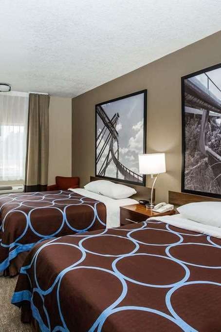 Hotel Super 8 by Wyndham Altoona photo 2