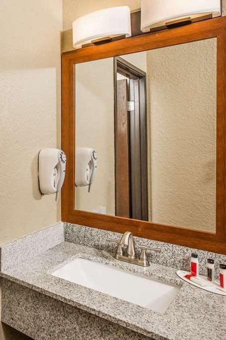 Hotel Super 8 by Wyndham Altoona photo 4