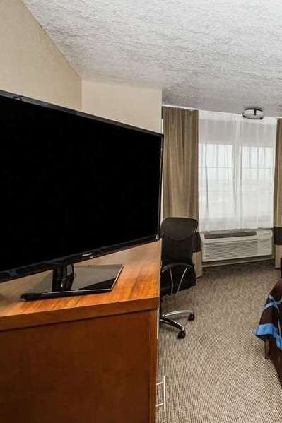 Hotel Super 8 by Wyndham Altoona photo 3