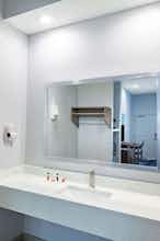 Hotel Baymont Houston Hobby Airport photo 4