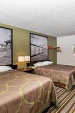 Hotel Super 8 by Wyndham Storm Lake photo 2