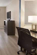 Hotel Baymont Inn Suites Winchester photo 3
