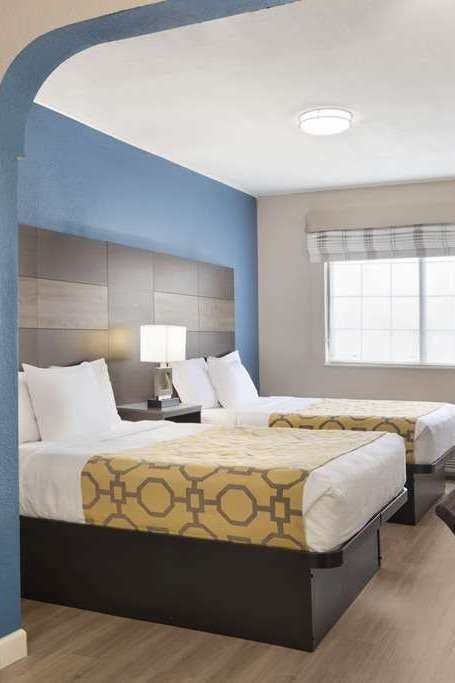 Hotel Baymont by Wyndham Winchester photo 2