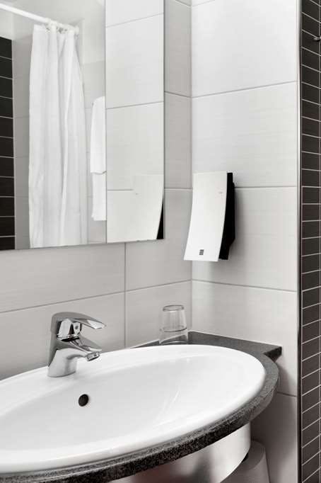 Hotel TRYP By Wyndham Luebeck Aquamarin photo 4