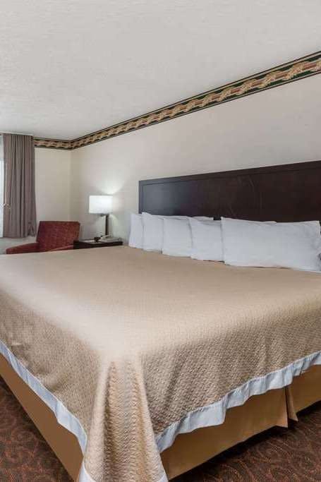 Hotel Days Inn by Wyndham Mexico photo 2