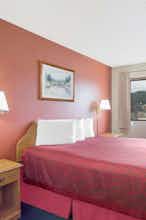 Hotel Days Inn Custer photo 1