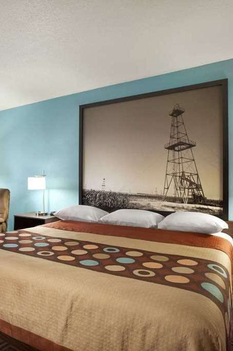 Hotel Super 8 Salem photo 1