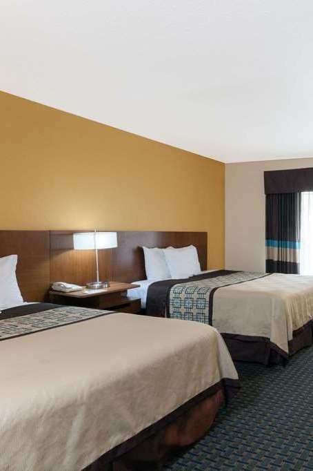 Hotel Days Inn by Wyndham Mission Valley/SDSU photo 2