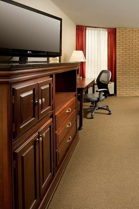 Hotel Drury Inn and Suites Columbus Dublin photo 5