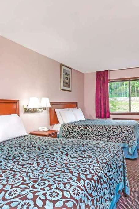 Hotel Days Inn by Wyndham Wurtsboro photo 3