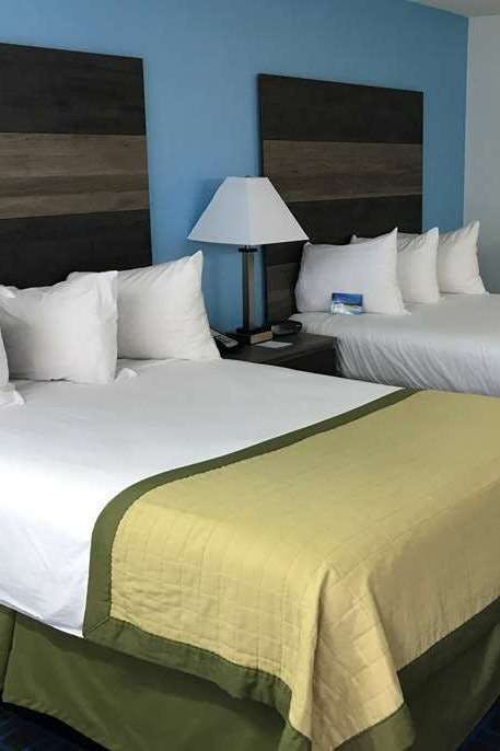 Hotel Baymont by Wyndham Anderson Clemson photo 1