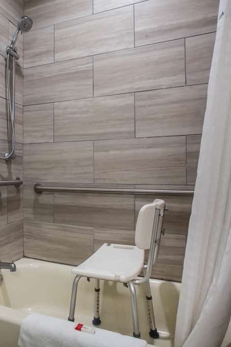 Hotel Super 8 by Wyndham St. Louis North photo 5