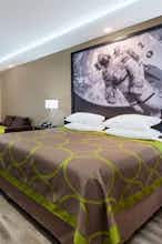 Hotel Super 8 by Wyndham Kingwood Houston North photo 1