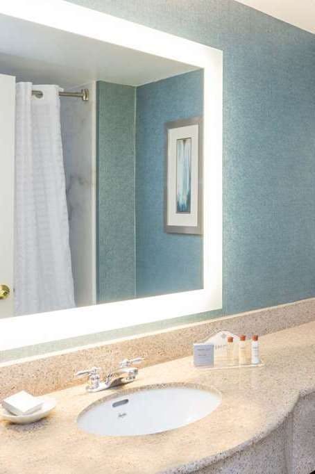 Hotel Wingate by Wyndham Orlando International Airport photo 4