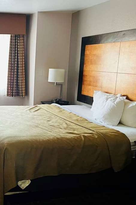 Hotel Days Inn by Wyndham Jackson Downtown photo 1