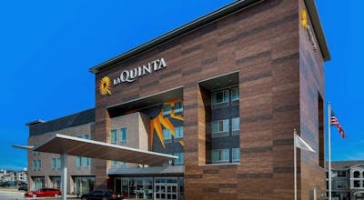 LaQuinta Inn & Suites by Wyndham Euless