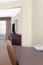 Hotel Wingate by Wyndham Yuma photo 3