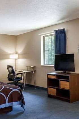 Hotel Super 8 by Wyndham East Stroudsburg/Poconos photo 3