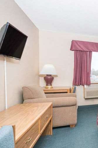 Hotel Super 8 by Wyndham Superior WI photo 3