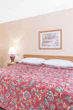 Hotel Super 8 by Wyndham Superior WI photo 1