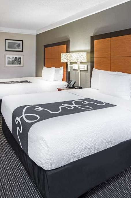 Hotel La Quinta Inn & Suites by Wyndham Buena Park photo 2