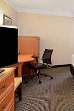 Hotel La Quinta Inn Ste Tacoma photo 3