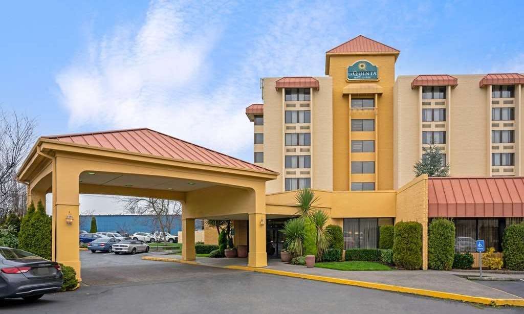 La Quinta Inn & Suites by Wyndham Tacoma - Seattle