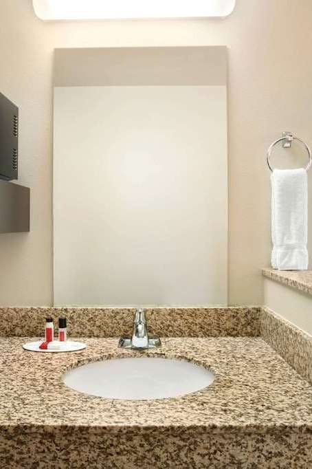 Hotel Travelodge Brunswick photo 4