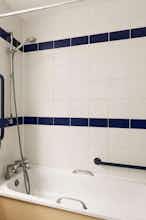 Hotel Days Inn Sutton Scotney South photo 5