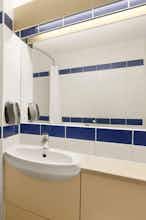 Hotel Days Inn Sutton Scotney South photo 4