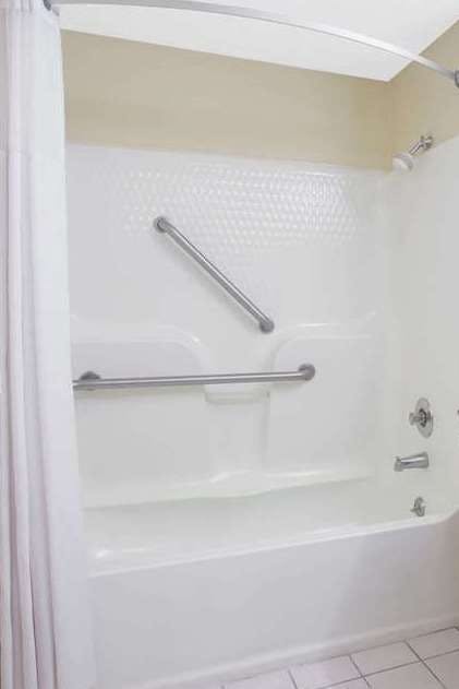 Hotel Days Inn by Wyndham Dublin GA photo 5