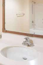 Hotel Super 8 Sealy photo 4
