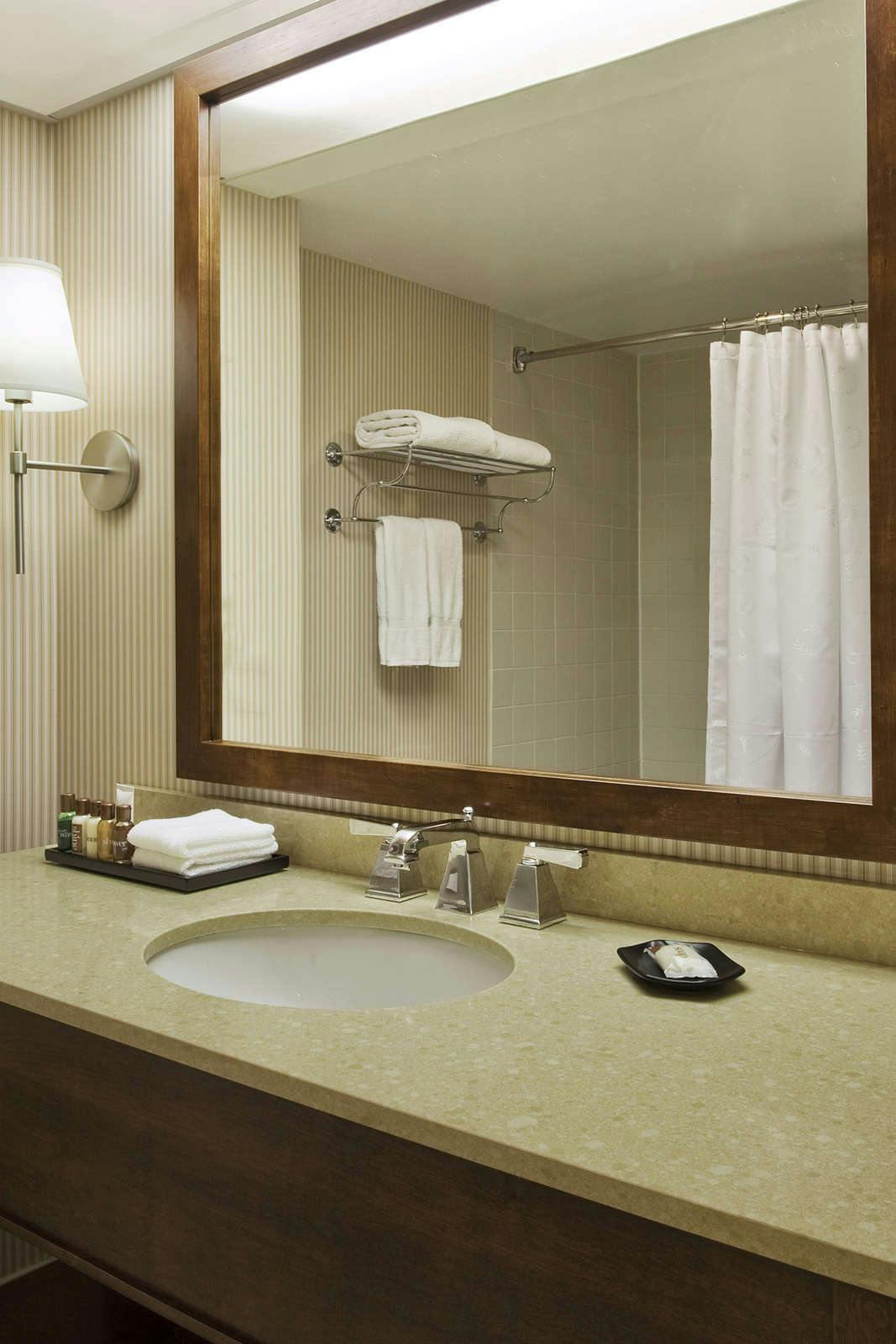 Hotel Sheraton Edison Hotel Raritan Center photo 3
