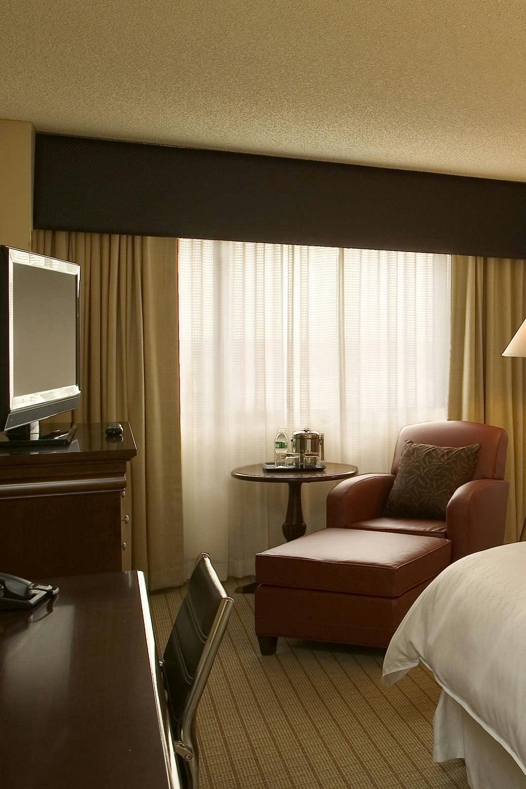 Hotel Sheraton Edison Hotel Raritan Center photo 2