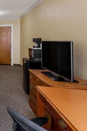 Hotel Super 8 by Wyndham Los Angeles Downtown photo 3