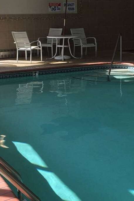 Hotel AmericInn by Wyndham Forest Lake photo 5