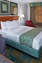 Hotel La Quinta Inn Austin Oltorf photo 1