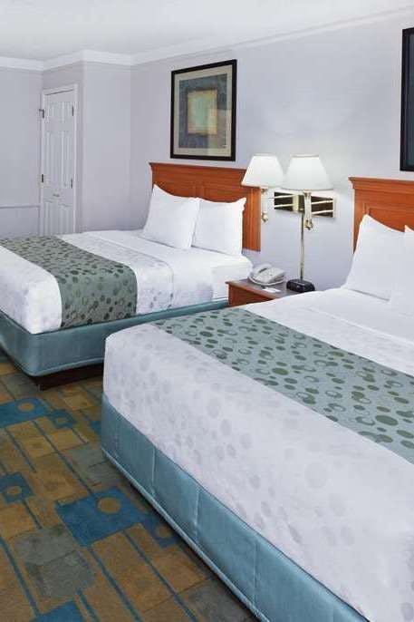 Hotel La Quinta Inn Austin Oltorf photo 2