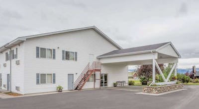 Super 8 by Wyndham Driggs